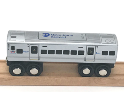 Munipals® NYC MNRR M7 2-car set
